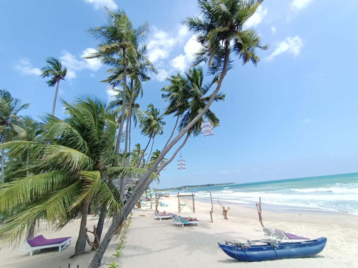 French Garden Pragash Beach Hotel Triquinimale Exterior foto