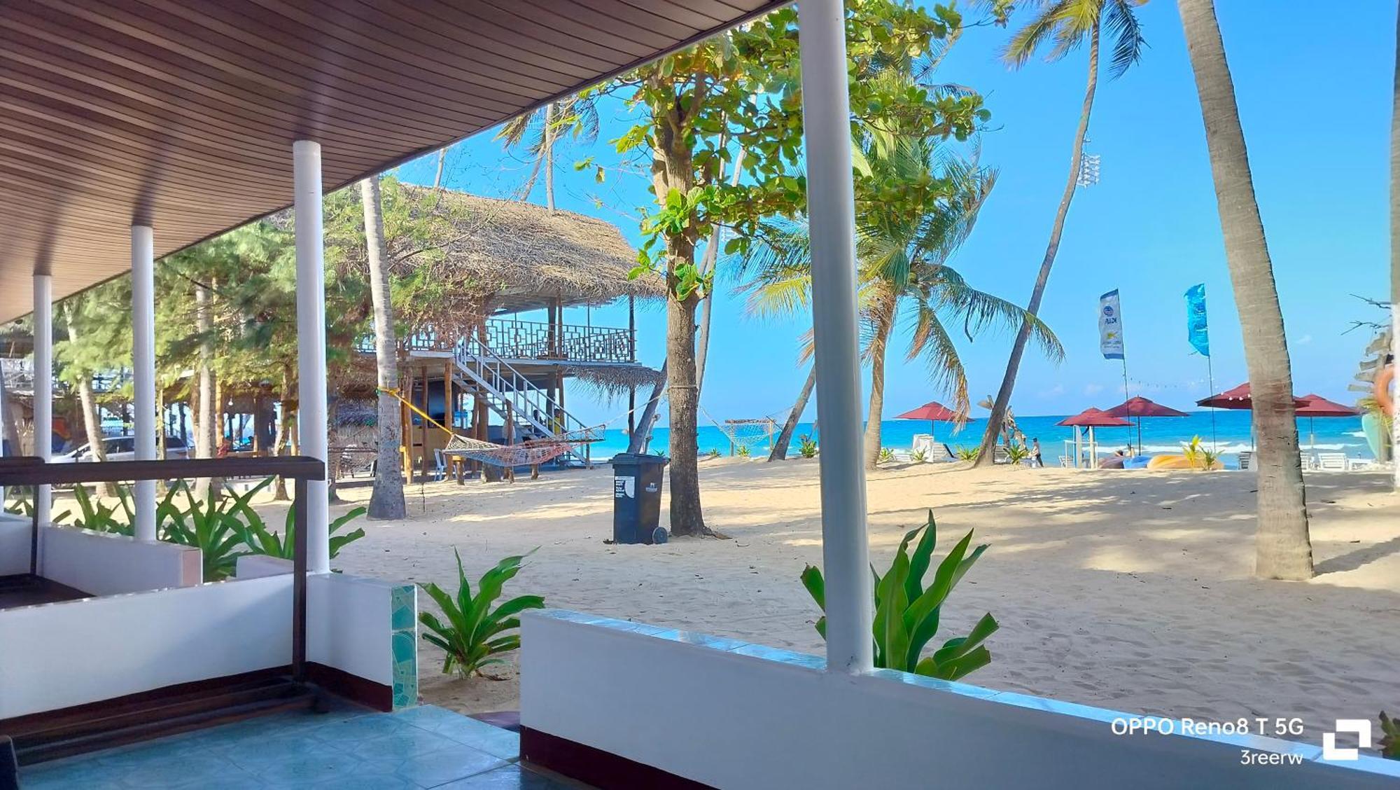French Garden Pragash Beach Hotel Triquinimale Exterior foto